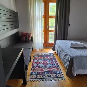 Bed & Breakfast Gjecaj And Restaurant, Theth